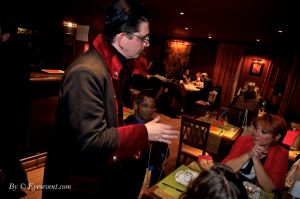 6206219 - - Comment plaire à votre interlocutrice (teur) - Fred Ericksen • Magicien Lyon • Storyteller Fred Ericksen mentaliste spécialisé en magie de proximité vous fait découvrir une magie de prestige en diner assis mêlant étonnement, rêverie et magie.
