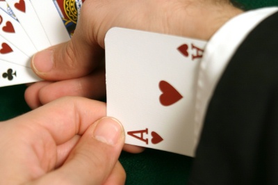 Le monde des tricheurs professionnels. Tricher au poker, tricher au hold'em, tricher au blackjack