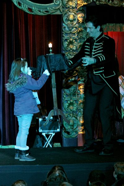 musée arts forains - magie merveilleuse fred ericksen