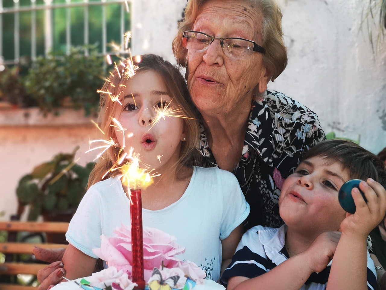 anniversaire enfant à Chazay-d’Azergues (69380) - magicien à domicile pour anniversaire, animation anniversaire enfant, anniversaire enfant, magicien pour anniversaire enfant